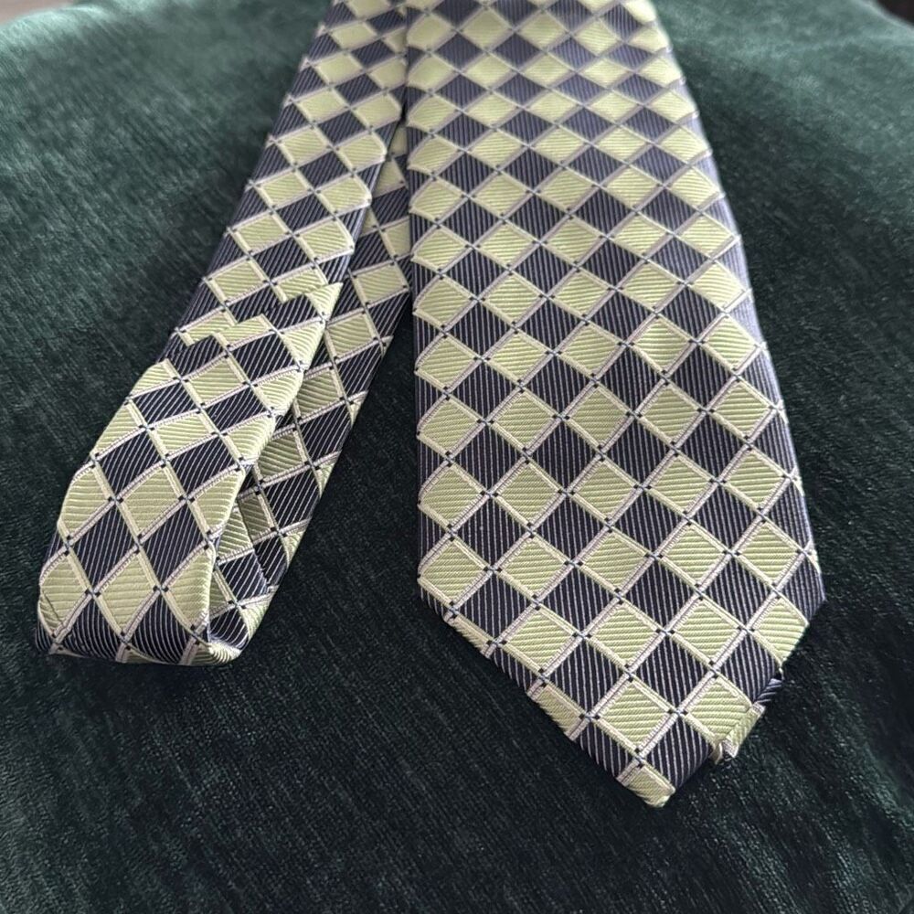 Stafford Essentials Suit Tie, light green, navy blue and silver.